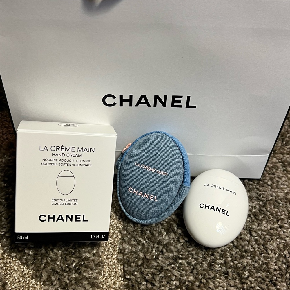 Chanel La Crème Main Hand Cream - White